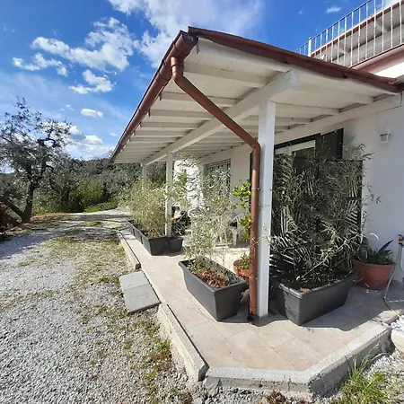 Gasthuis Il Cedro Massa e Cozzile