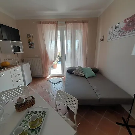 Il Cedro Massa e Cozzile